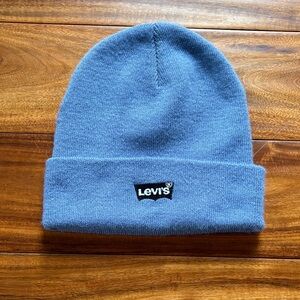 Levi’s Cuffed Beanie